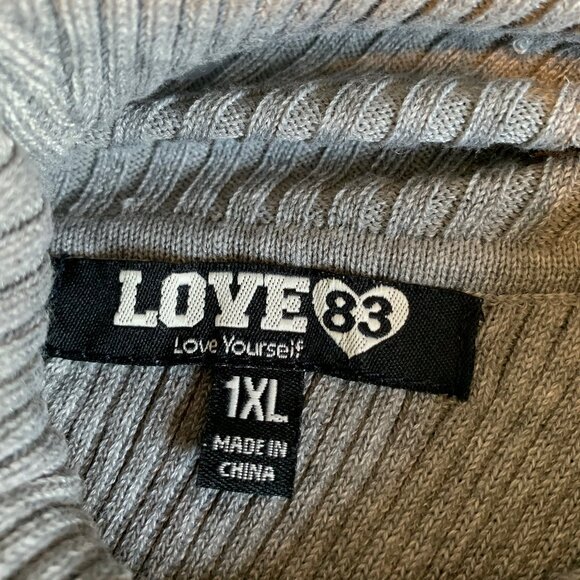 ๐ฑ 5 FOR $10. LOVE 83 GRAY TURTLENECK FITTED SWEATER NWT - Picture 5 of 10